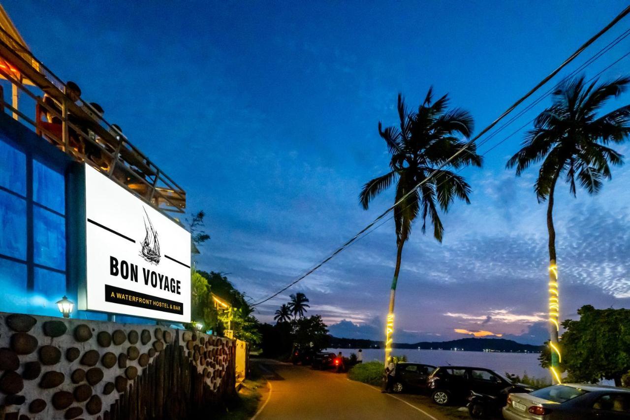 Bon Voyage Sea View Hostel Vagator Exterior photo
